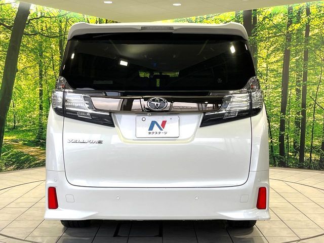 TOYOTA VELLFIRE 2017
