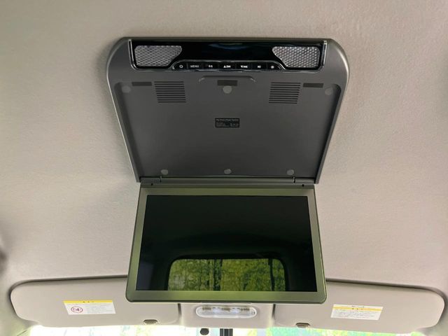 NISSAN SERENA  S-HYBRID 2013