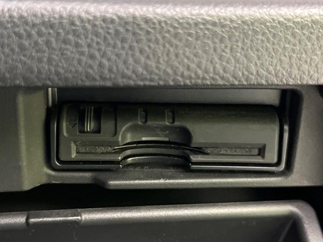 NISSAN SERENA  S-HYBRID 2013