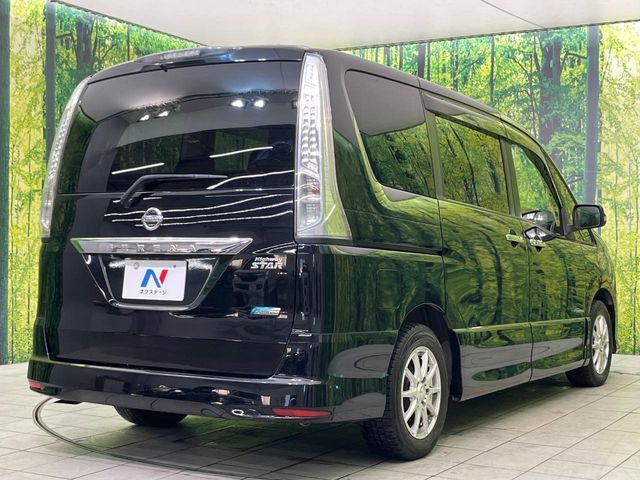 NISSAN SERENA  S-HYBRID 2013