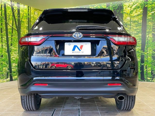 TOYOTA HARRIER 2WD 2017