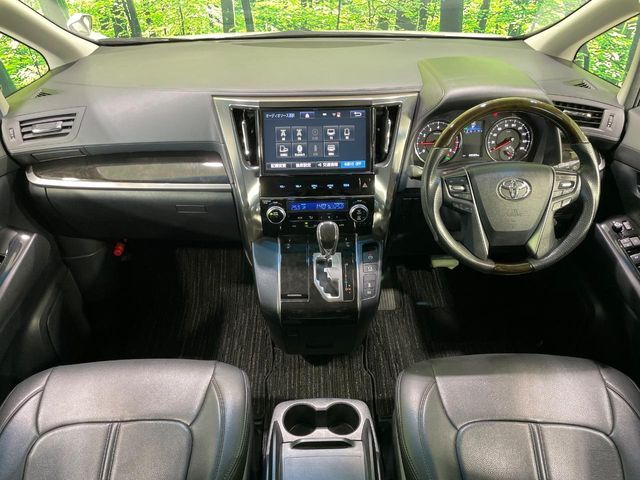 TOYOTA VELLFIRE 2017