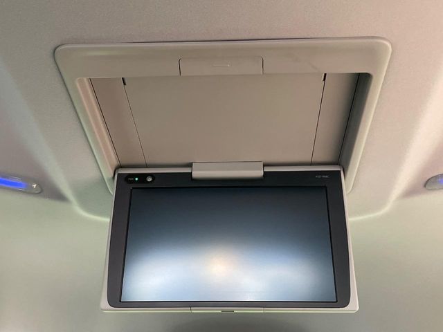 TOYOTA VELLFIRE 2017