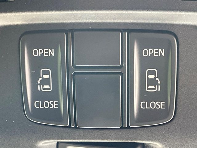 TOYOTA VELLFIRE 2017