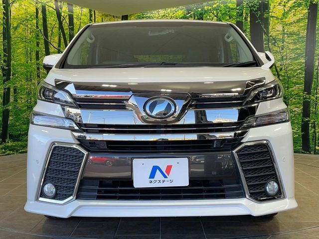 TOYOTA VELLFIRE 2017