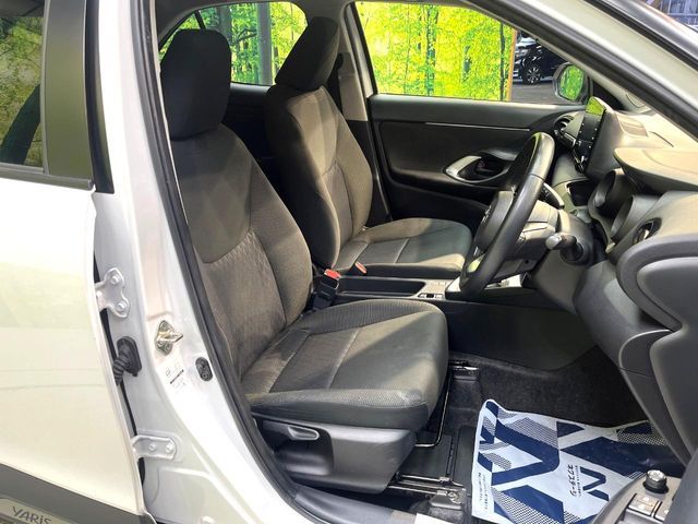 TOYOTA YARIS CROSS 2023