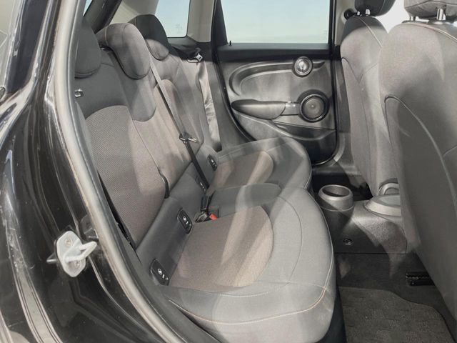 BMW BMW MINI COOPER D 5DOOR 2016