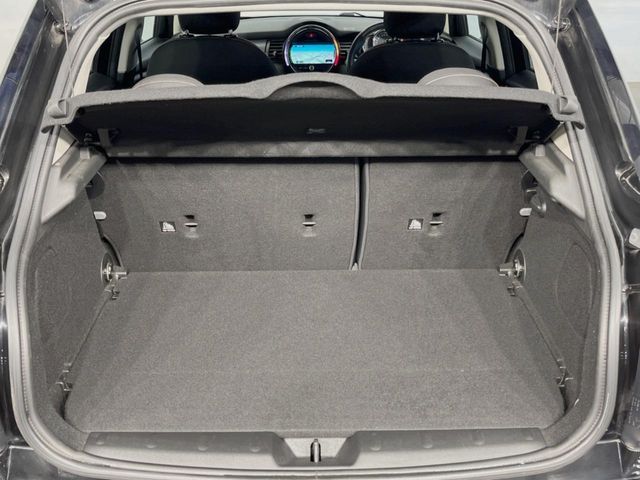 BMW BMW MINI COOPER D 5DOOR 2016