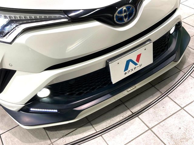 TOYOTA C-HR 2017