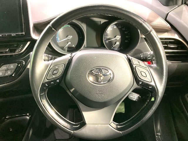TOYOTA C-HR 2017