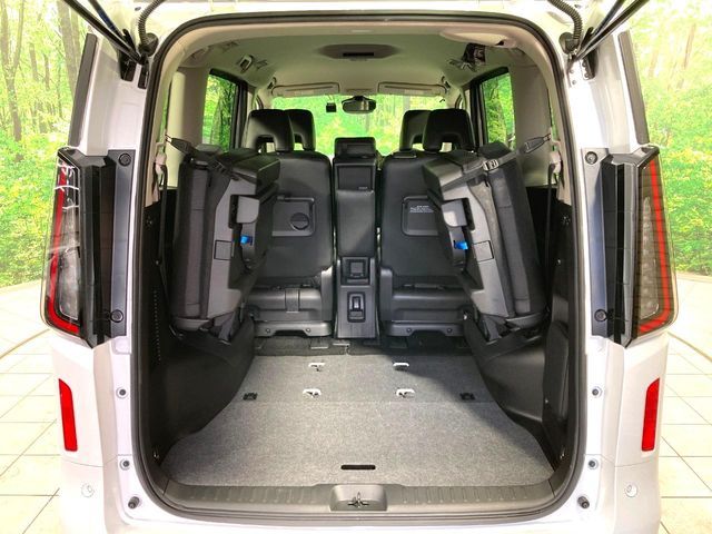 NISSAN SERENA  WG 2025