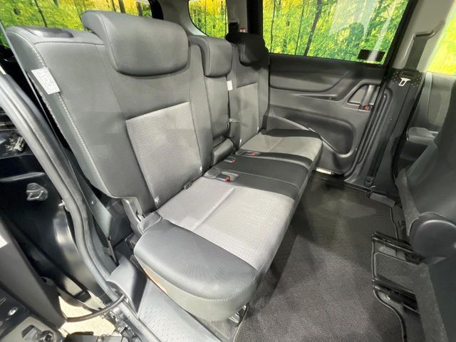 TOYOTA SIENTA HYBRID 2021