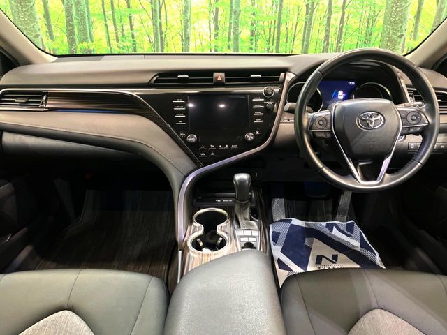 TOYOTA CAMRY HYBRID 2020