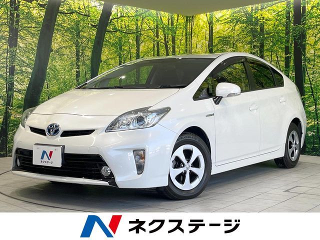 TOYOTA PRIUS 2013