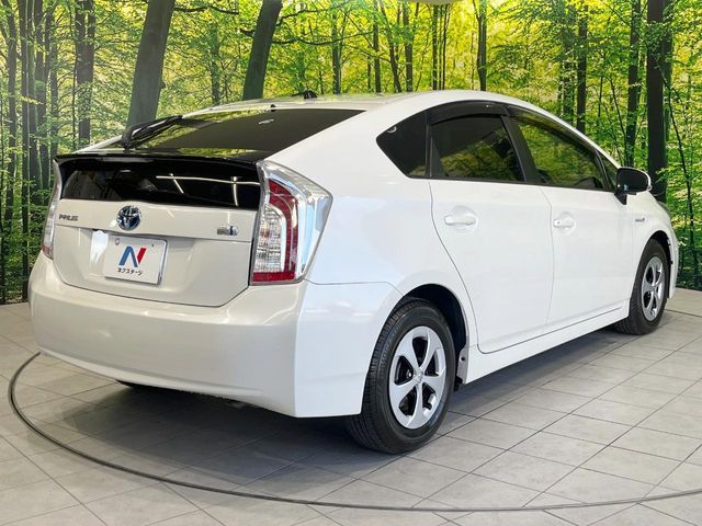 TOYOTA PRIUS 2013