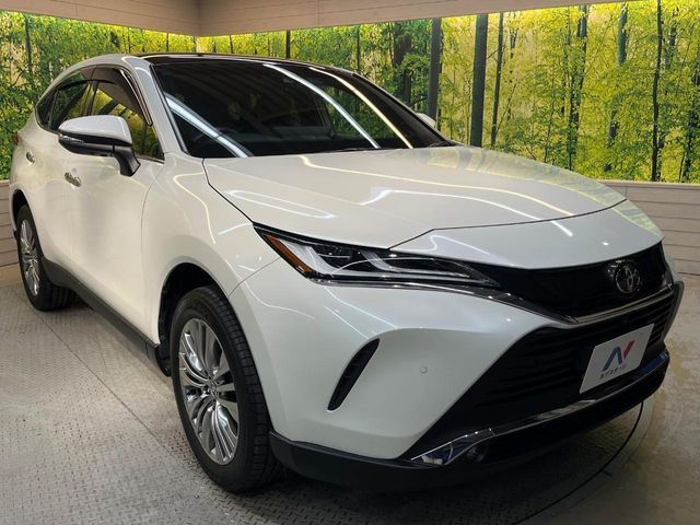 TOYOTA HARRIER 4WD 2020