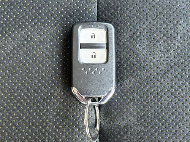 HONDA FIT e:HEV 2024