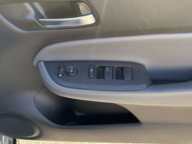 HONDA FIT e:HEV 2024