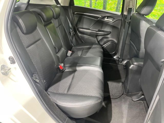 HONDA FIT HYBRID 4WD 2014