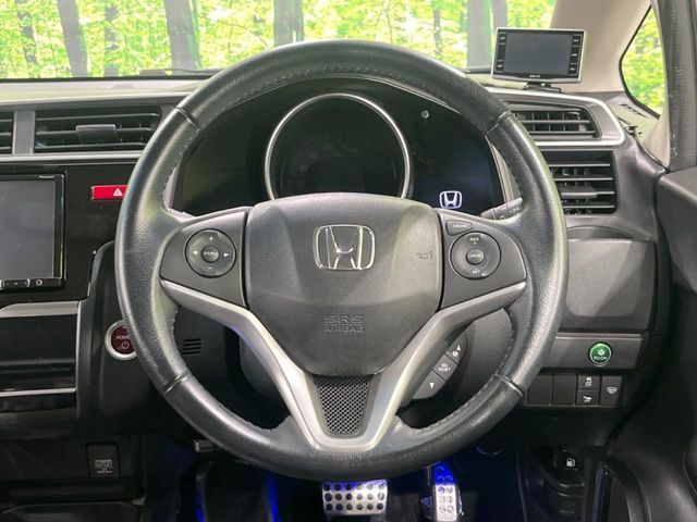 HONDA FIT HYBRID 4WD 2014