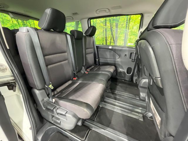 NISSAN SERENA  S-HYBRID 4WD 2017