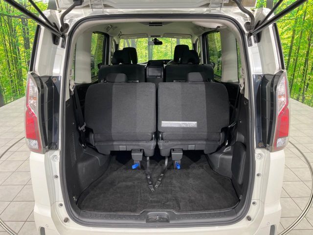 NISSAN SERENA  S-HYBRID 4WD 2017