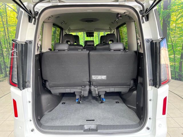 NISSAN SERENA  WG 2023