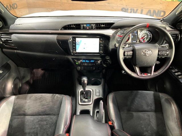 TOYOTA HILUX 4WD 2023