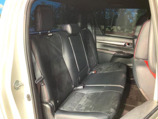 TOYOTA HILUX 4WD 2023