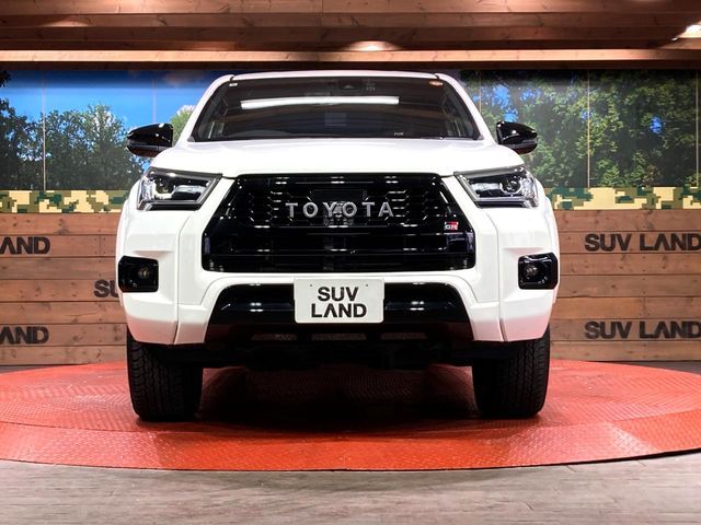 TOYOTA HILUX 4WD 2023