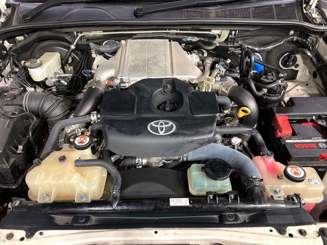 TOYOTA HILUX 4WD 2023