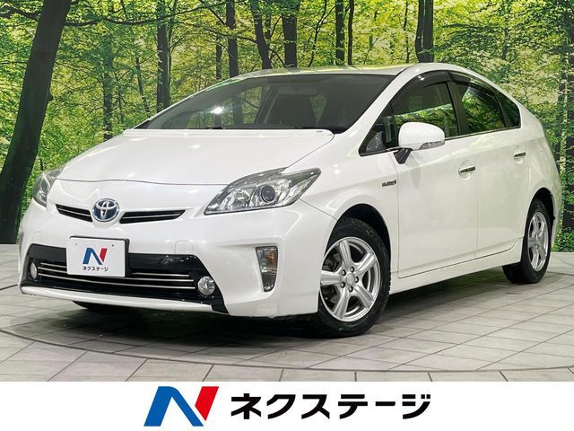 TOYOTA PRIUS 2014