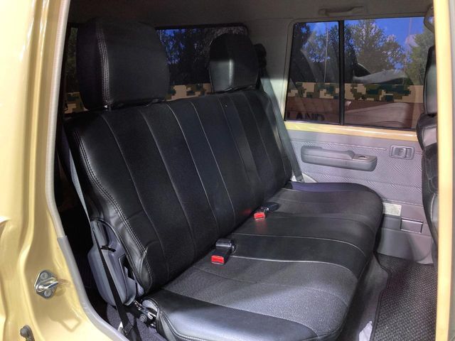 TOYOTA LANDCRUISER van 2015