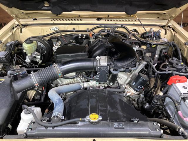 TOYOTA LANDCRUISER van 2015