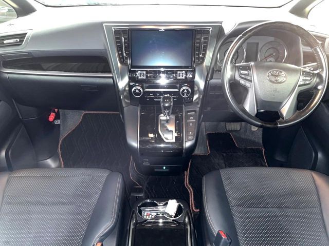 TOYOTA ALPHARD 2017