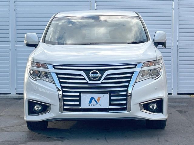 NISSAN ELGRAND 2018