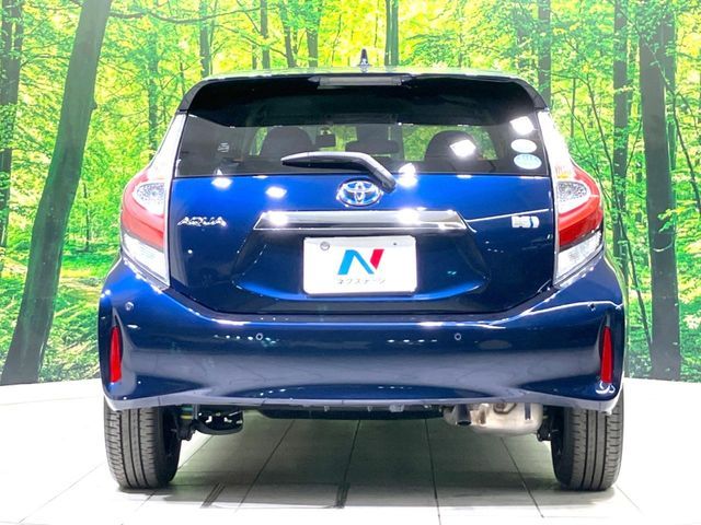 TOYOTA AQUA 2019