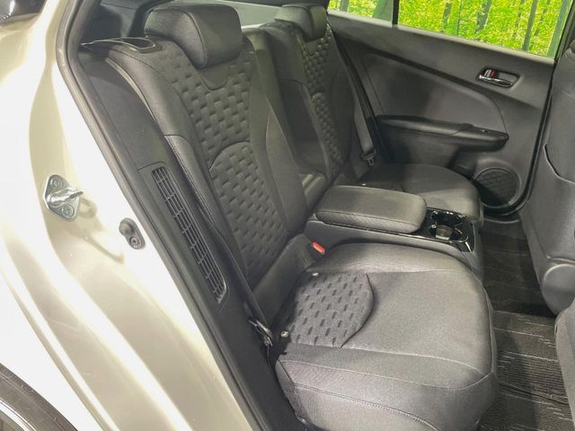 TOYOTA PRIUS PHV 2017