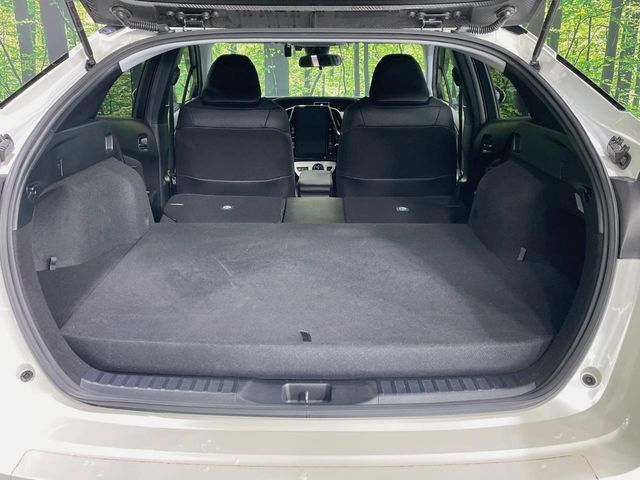 TOYOTA PRIUS PHV 2017