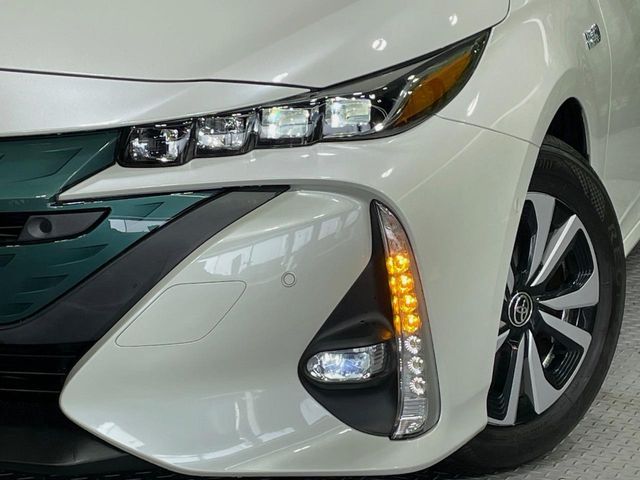 TOYOTA PRIUS PHV 2017