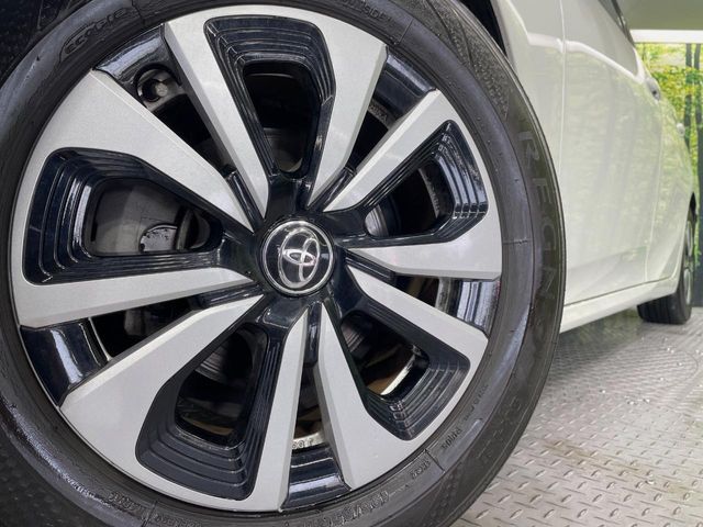 TOYOTA PRIUS PHV 2017