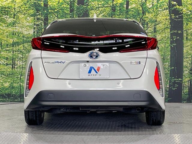 TOYOTA PRIUS PHV 2017