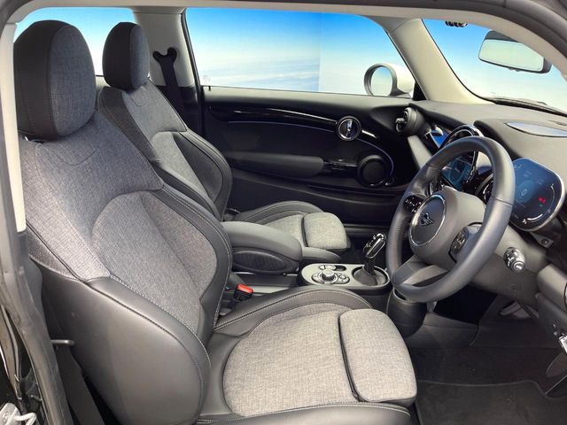 BMW MINI COOPER 2024