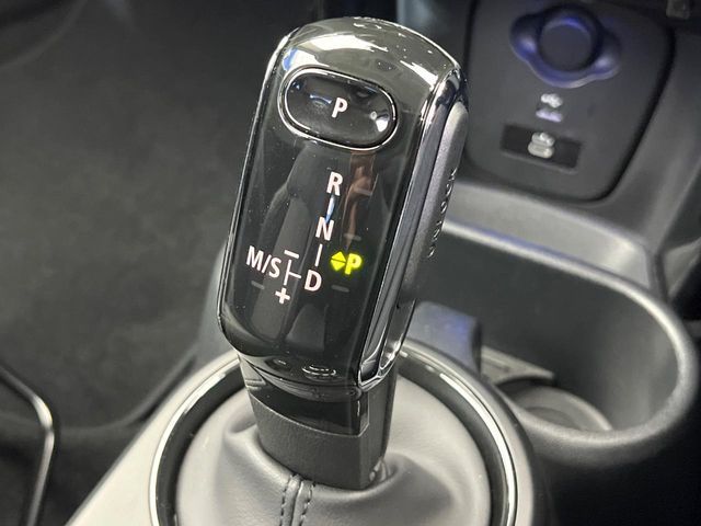 BMW MINI COOPER 2024