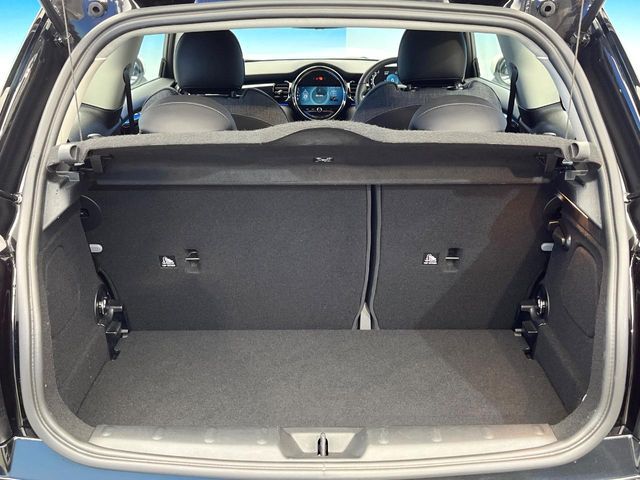 BMW MINI COOPER 2024