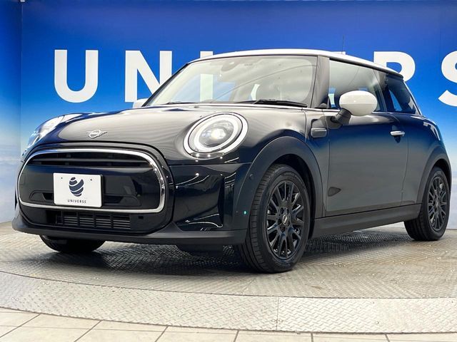 BMW MINI COOPER 2024