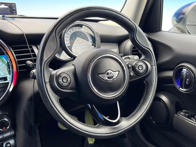 BMW BMW MINI COOPER D 5DOOR 2016