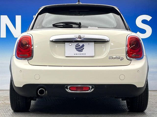 BMW BMW MINI COOPER D 5DOOR 2016