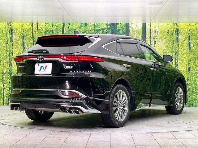 TOYOTA HARRIER 2WD 2022
