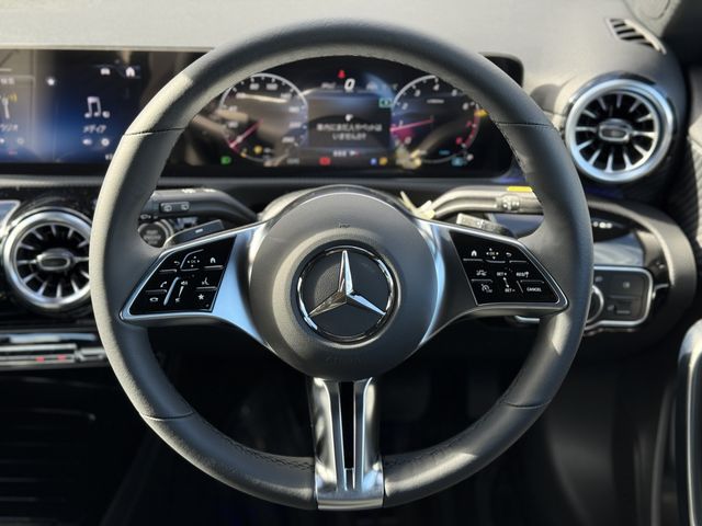 MERCEDES BENZ MERCEDES BENZ A class 2025